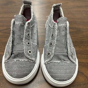New Blowfish Malibu Little Kids Gray Floral Canvas SlipOn Sneakers Size 12